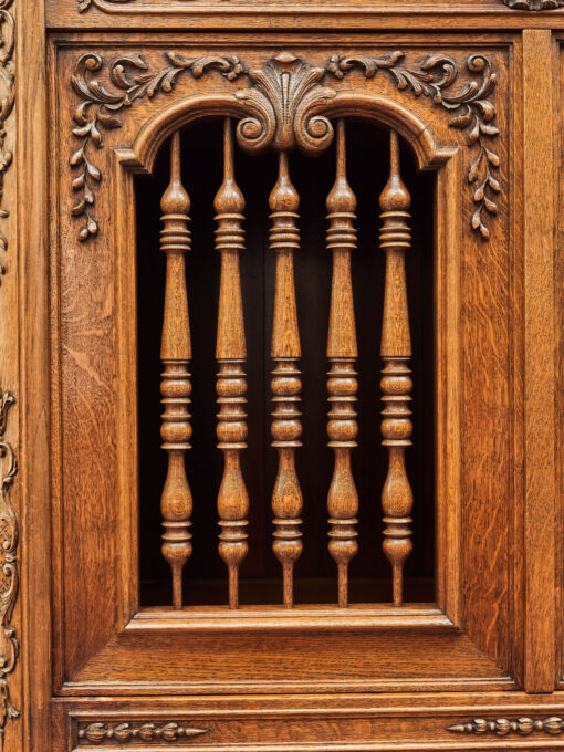 Neo-Rococo oak cabinet - Image 7