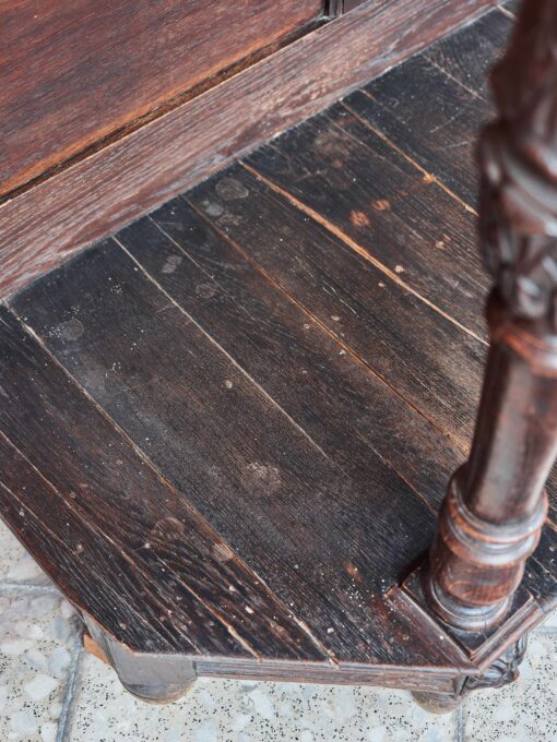 An unoresance carved cupboard from a massive oak - Image 2