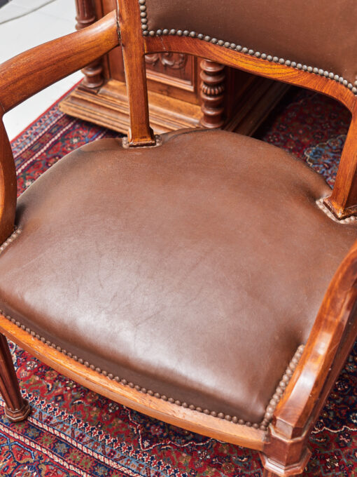 Antique massive chair to the desk - Image 6