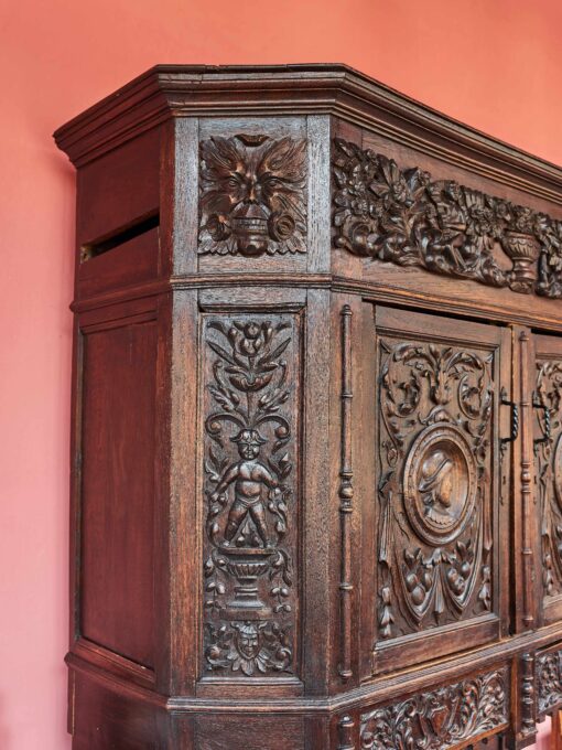 An unoresance carved cupboard from a massive oak - Image 11