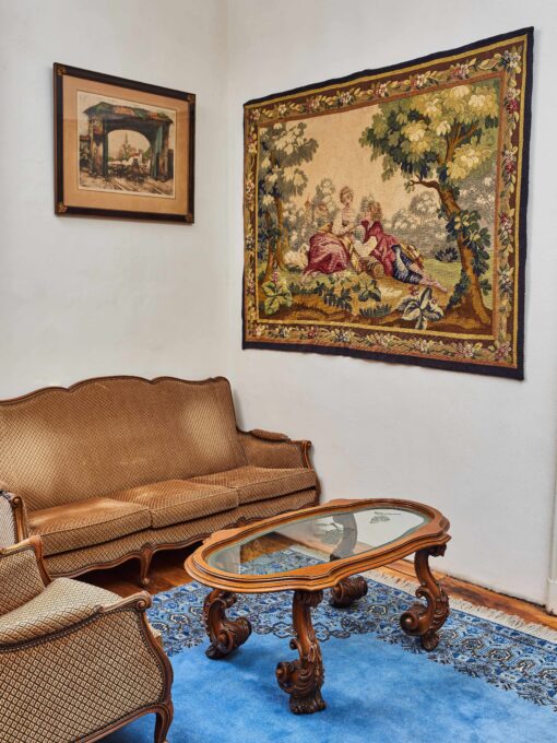 A coffee table carved in a Baroque style - Image 2